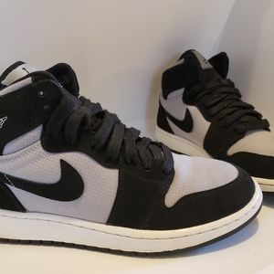 Nike Air Jordan 1